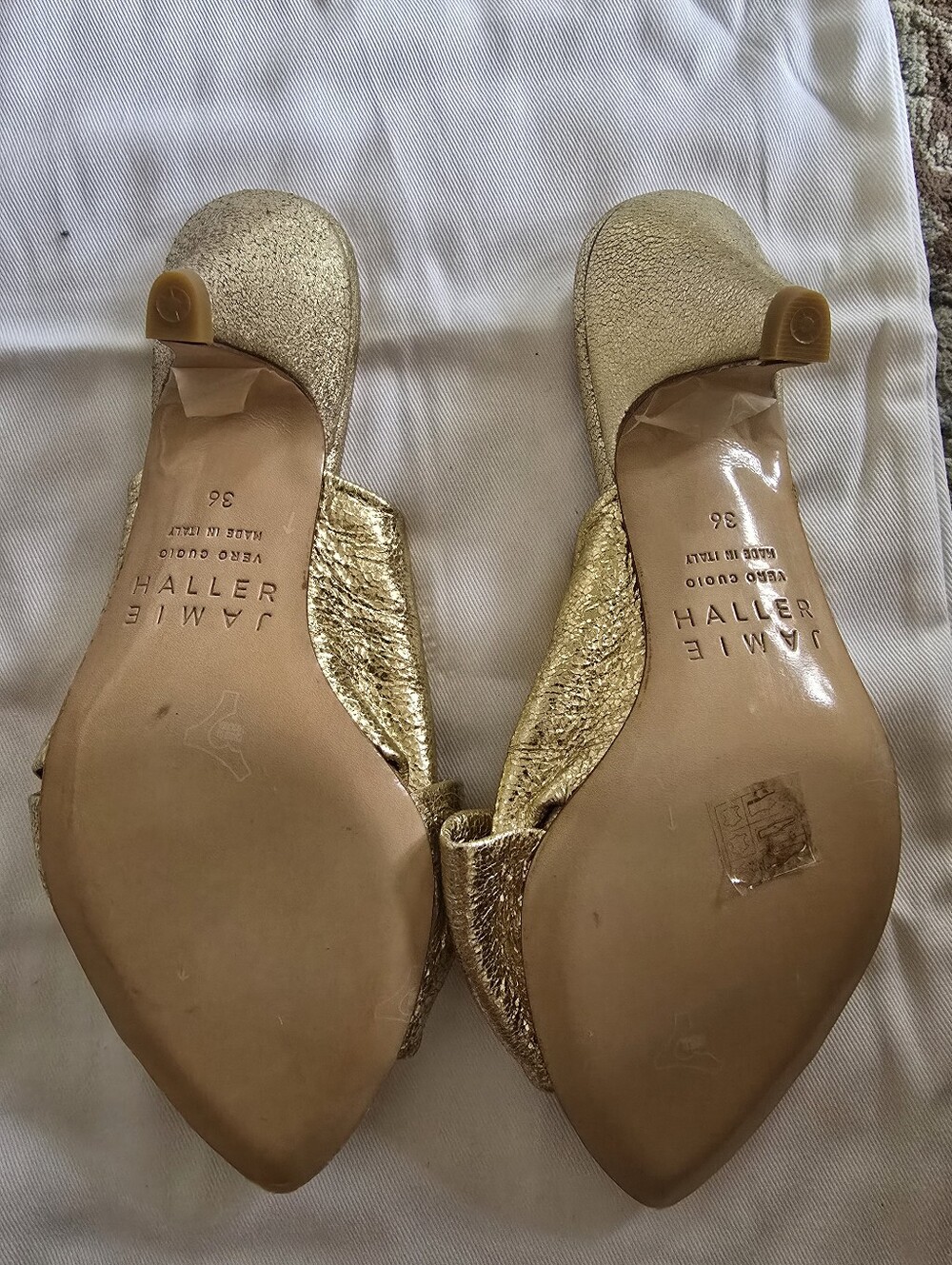 Jamie Haller The Knot Heel In Gold - Picture 6 of 7